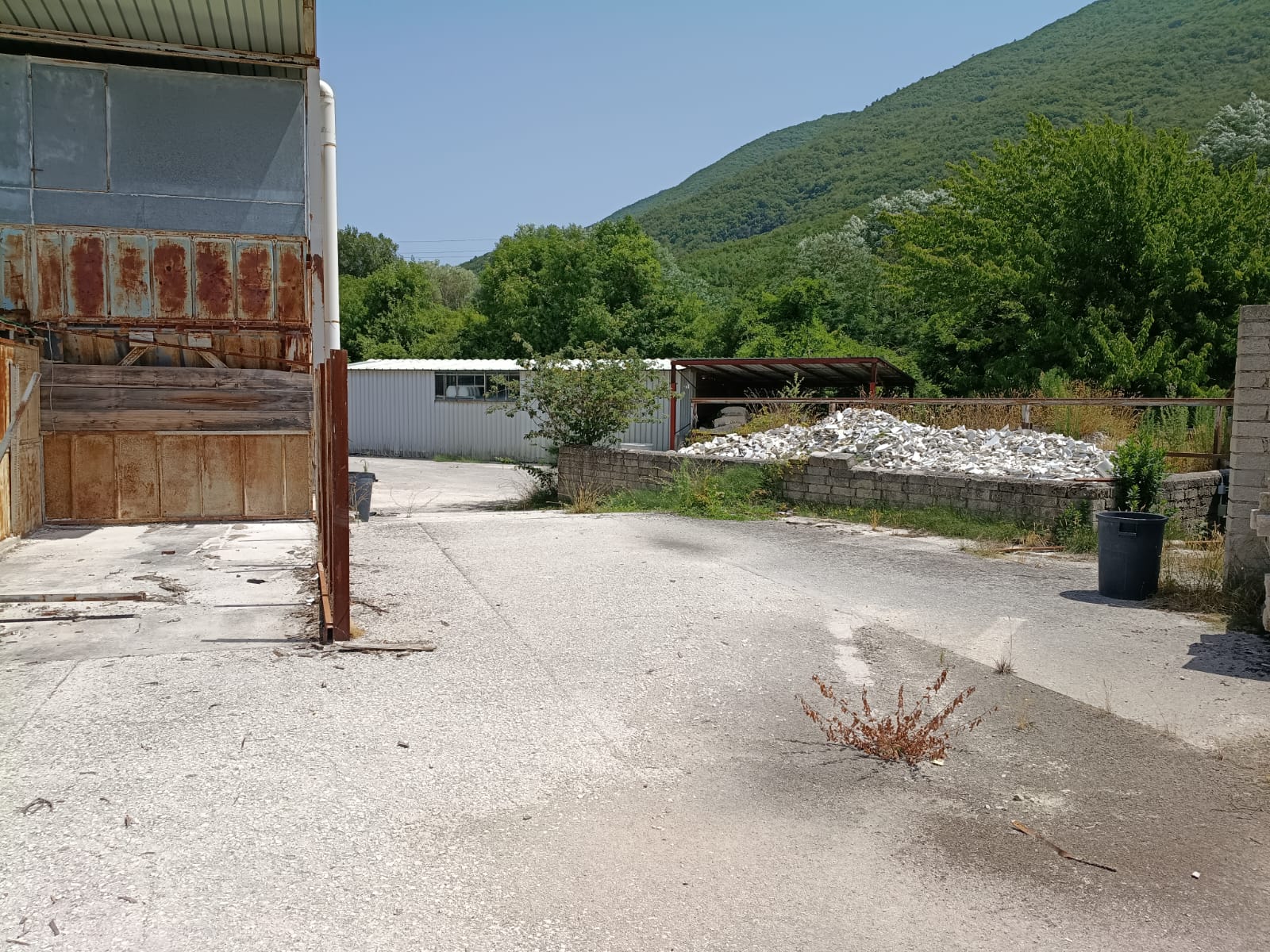 CAPANNONE AD USO INDUSTRIALE E ARTIGIANALE  in vendita - foto 4
