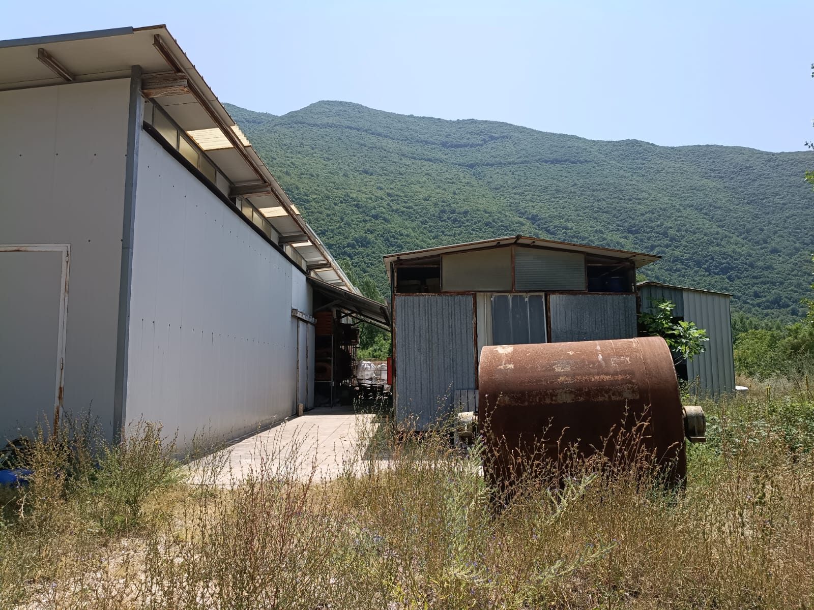 CAPANNONE AD USO INDUSTRIALE E ARTIGIANALE  in vendita - foto 3