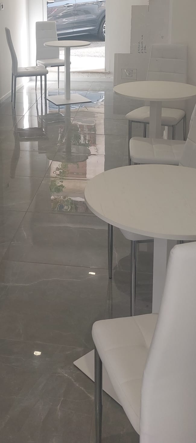 Arredamento e attrezzature per bar in vendita - foto 10