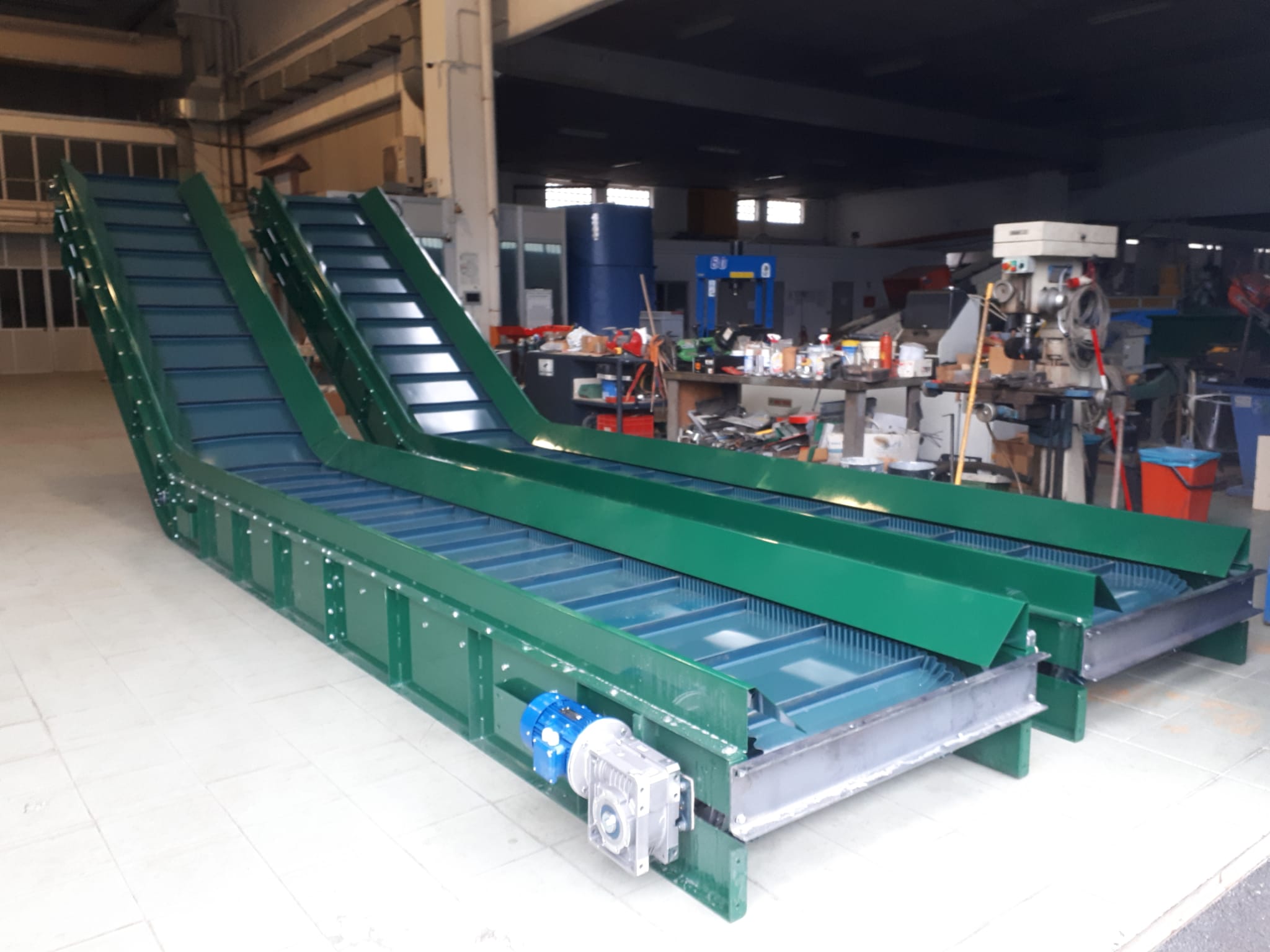 Conveyor with metal detector in vendita - foto 1