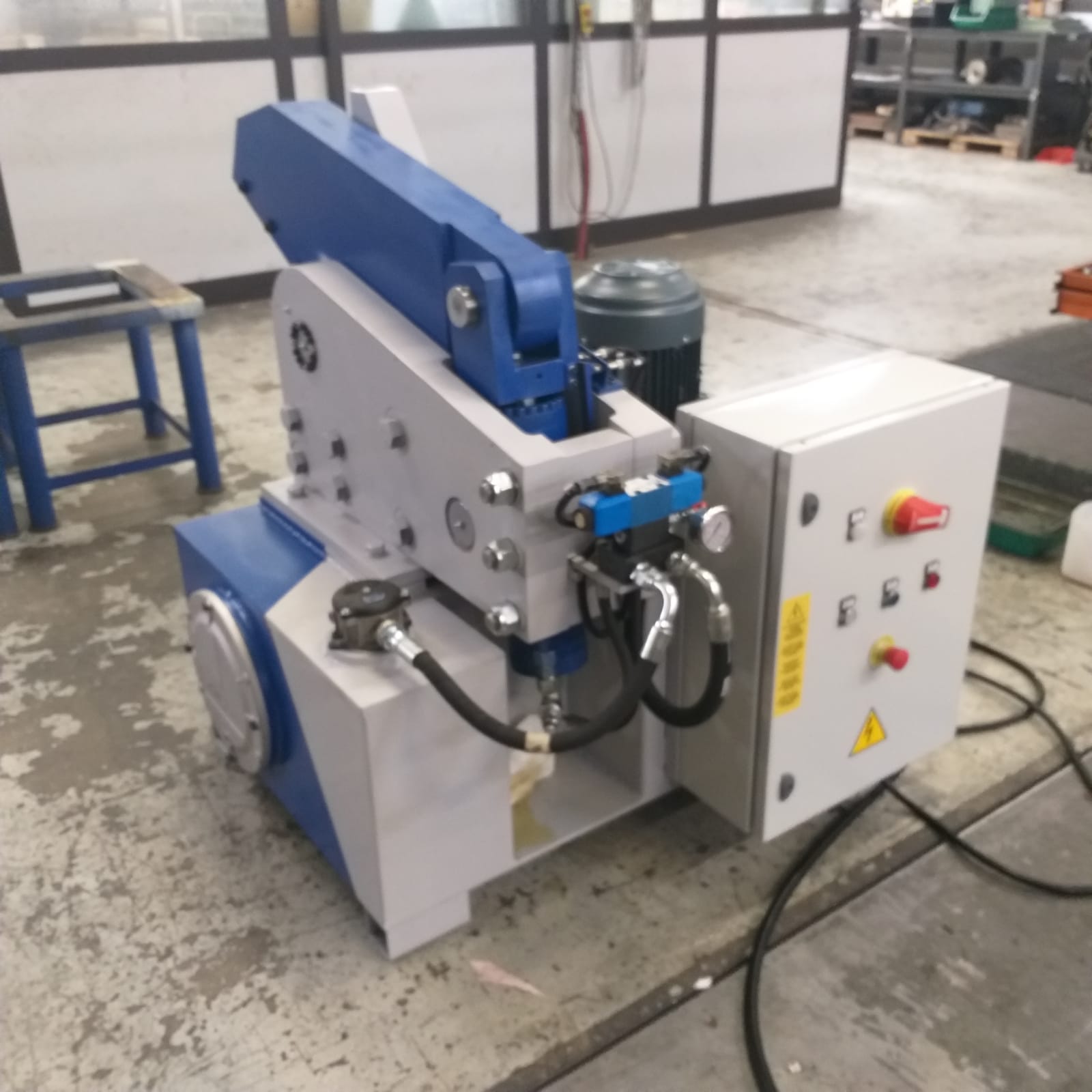 Riciclaggio plastica in vendita