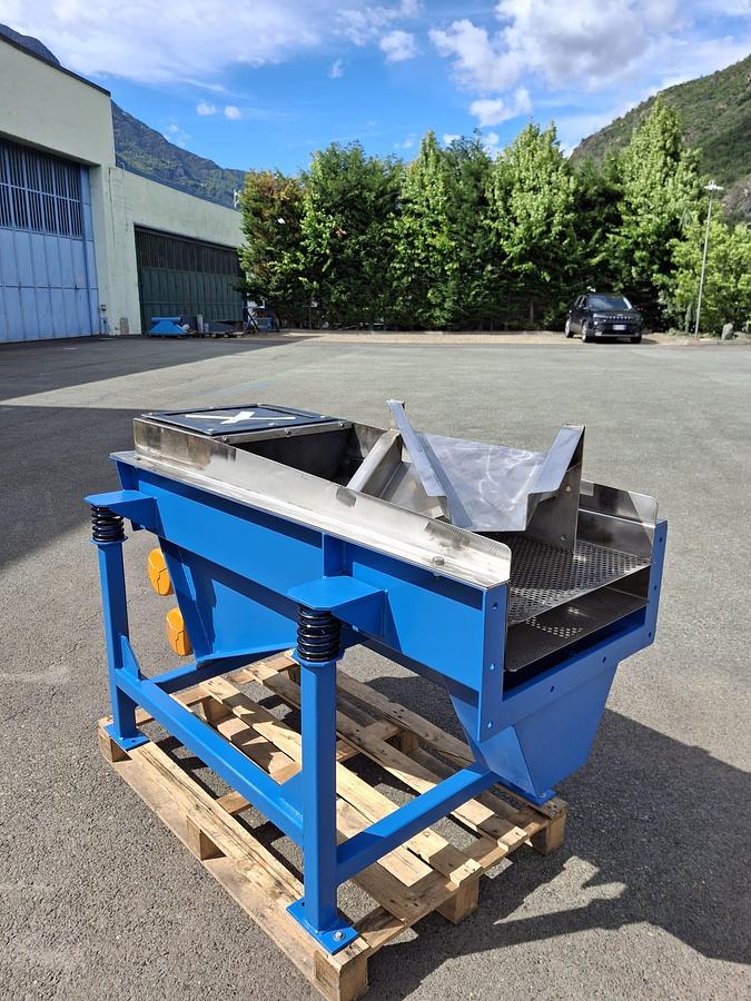 Riciclaggio plastica in vendita