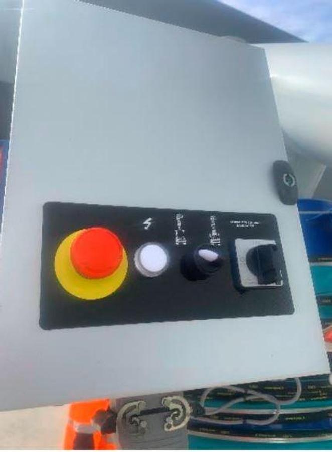 WHEELED SCREW CONVEYOR to charge TANKER TRUCKS in vendita - foto 2