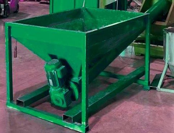MOVABLE SCREW CONVEYOR WITH HOPPER in vendita - foto 1