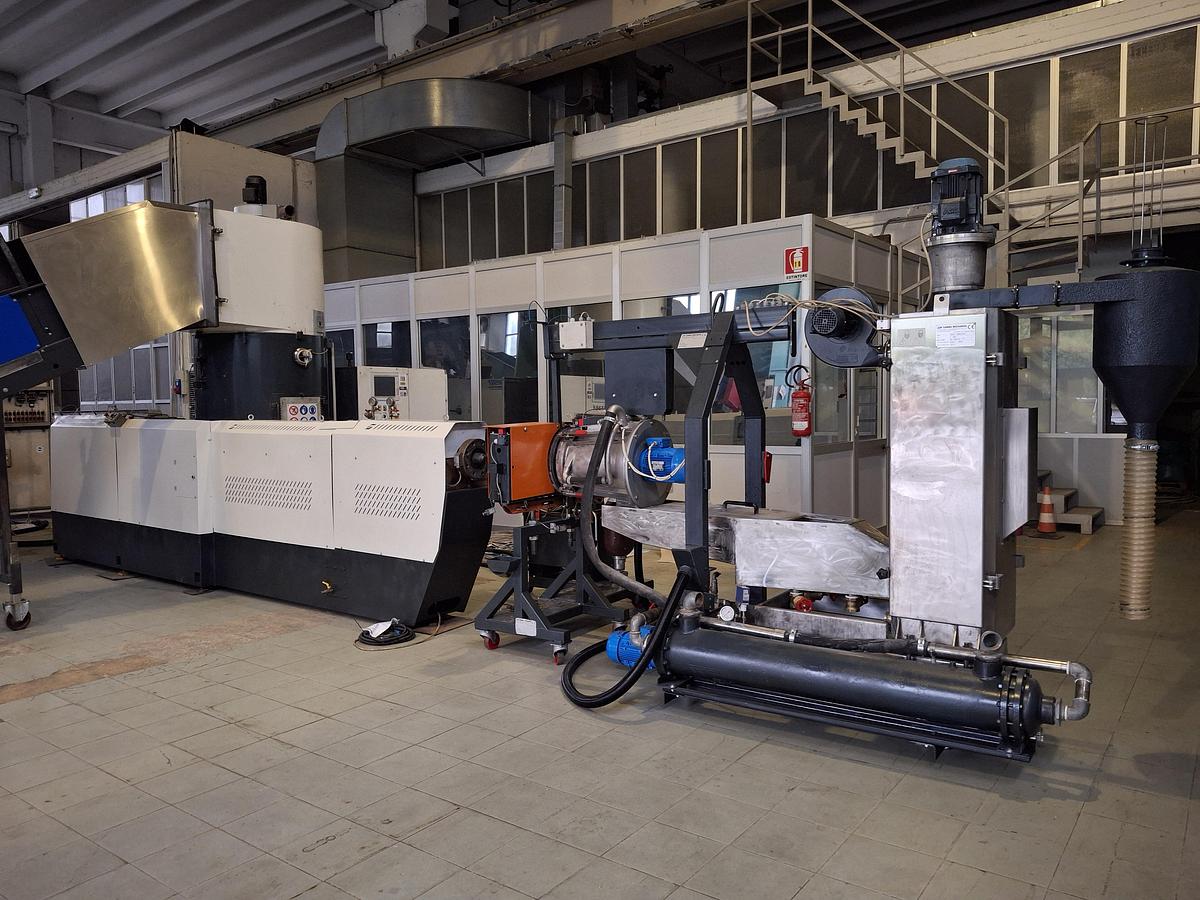 Estrusori plastica in vendita