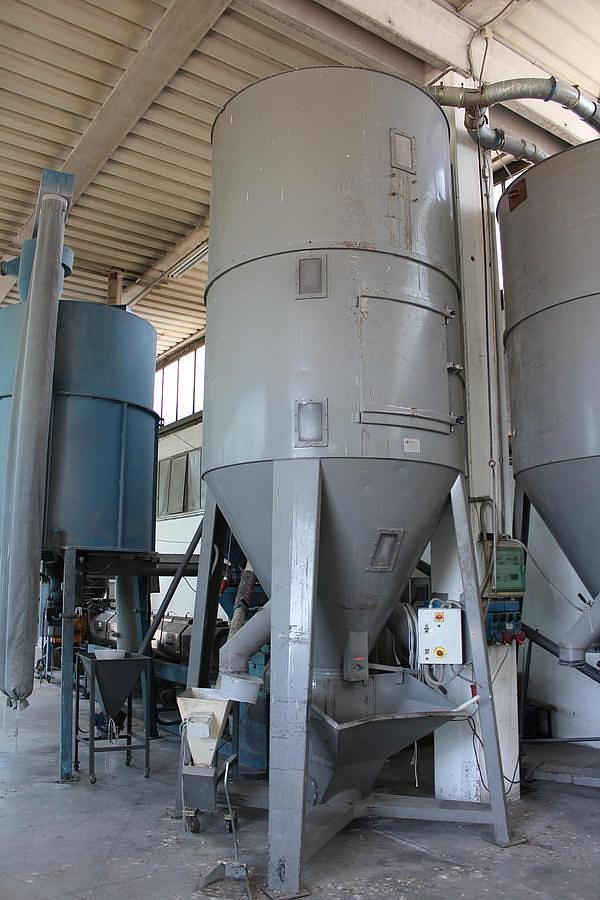 Vertical mixer 8.500 lt ca in vendita - foto 2