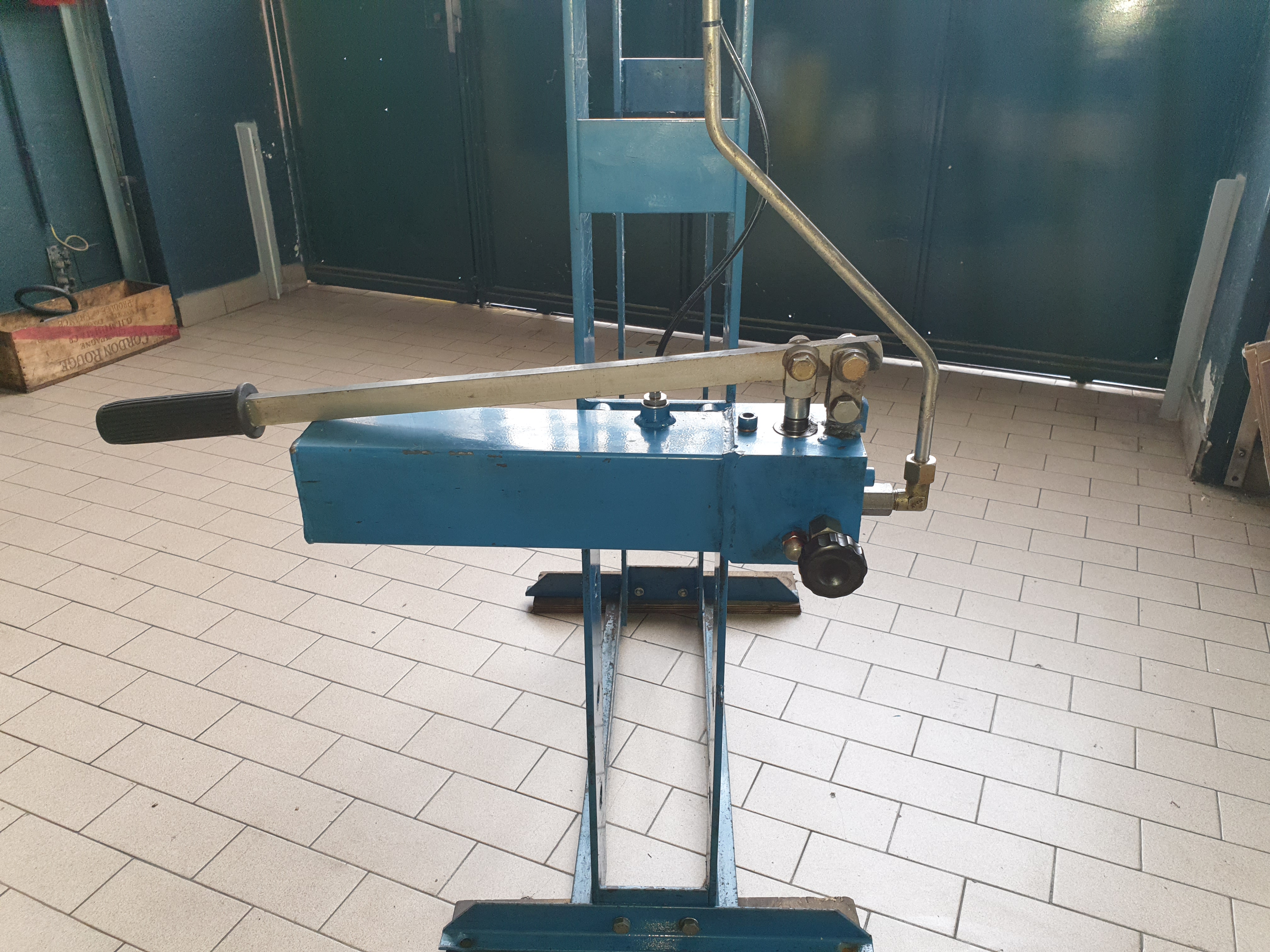 Pressa idraulica manuale Ravaglioli PX 15 in vendita - foto 5