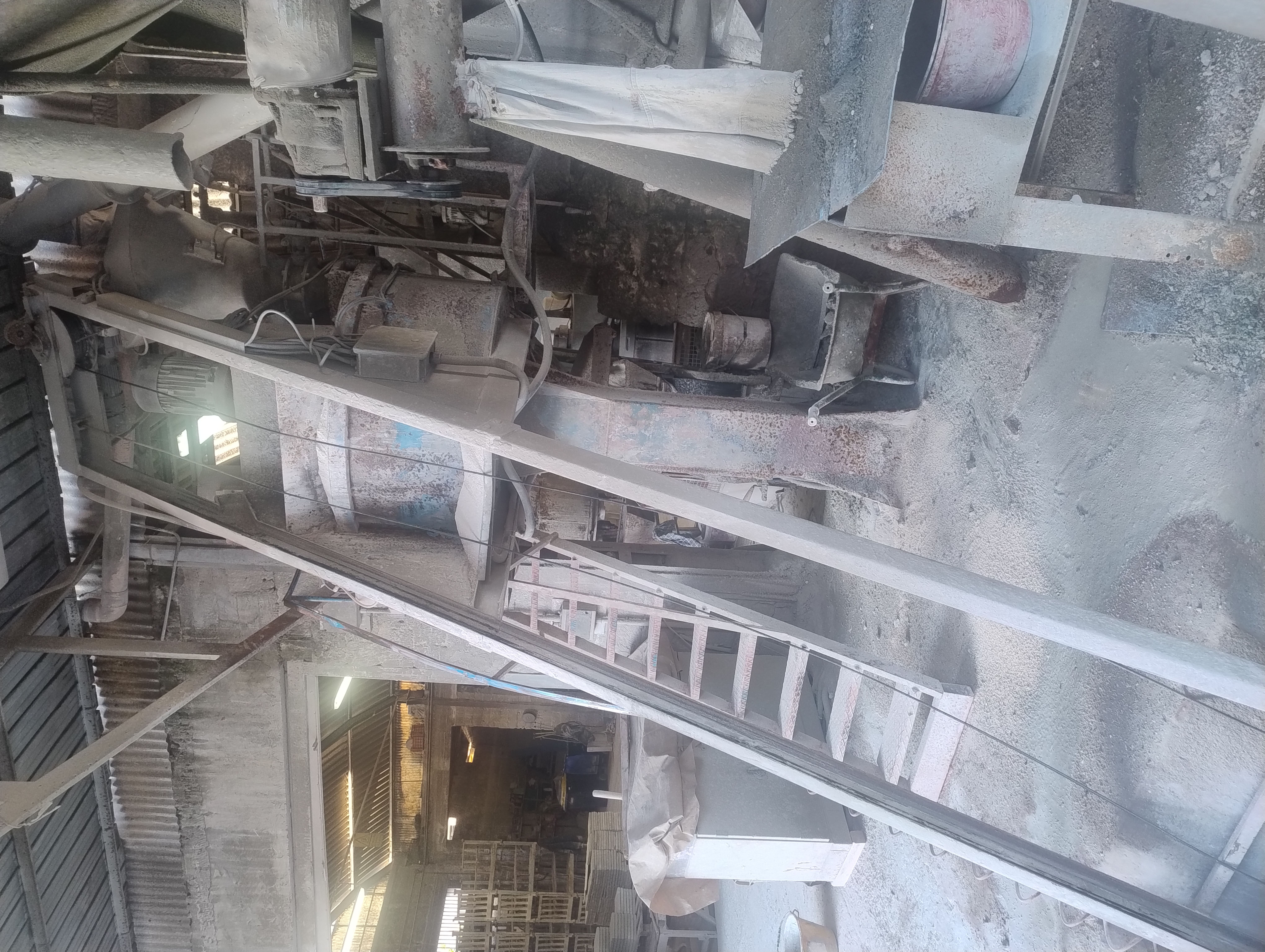 IMPIANTO PRODUZIONE MATTONI IN CEMENTO  in vendita - foto 9