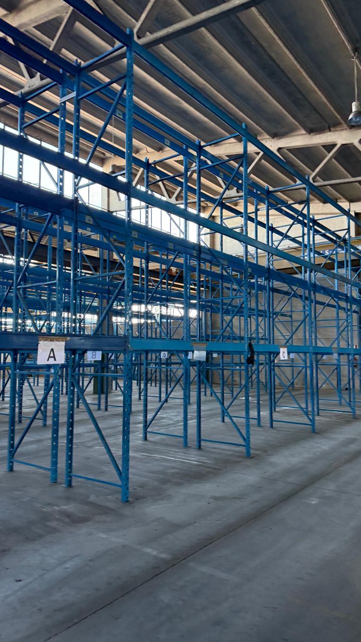scaffali  in vendita - foto 2