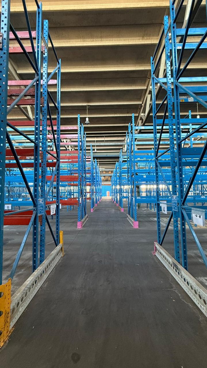 Scaffalature in vendita