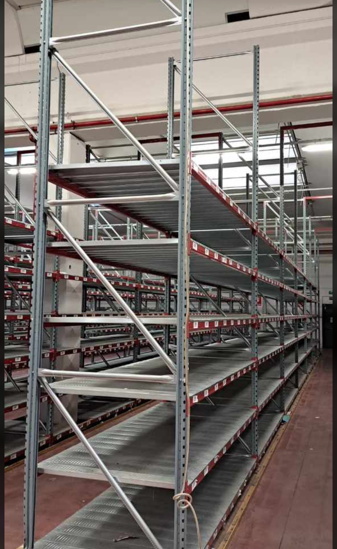 Scaffalature in vendita
