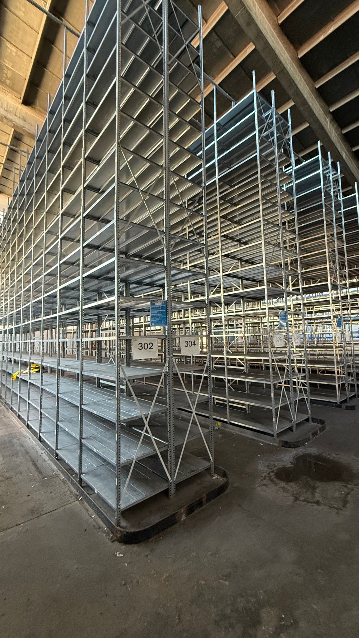 Scaffalature in vendita