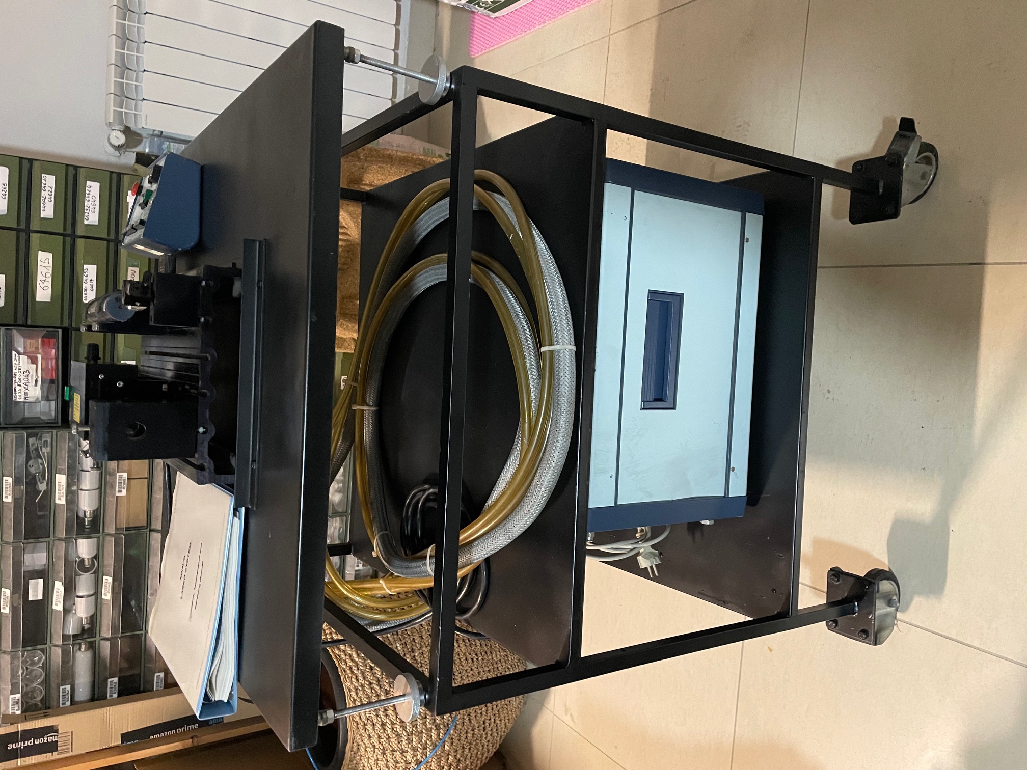 Lumonics Mini-Q Laser Pulsato 300 mJ 4ns impulso 75MW in vendita - foto 2