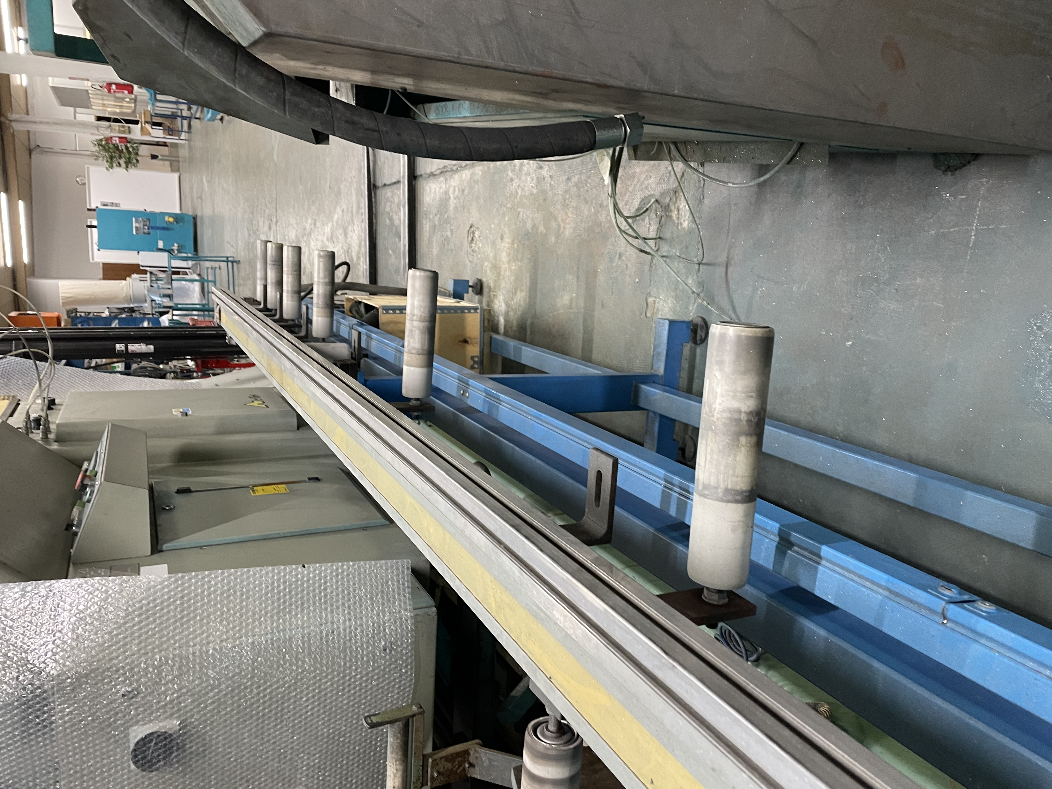 Linea automatica di taglio profili in alluminio in vendita - foto 6