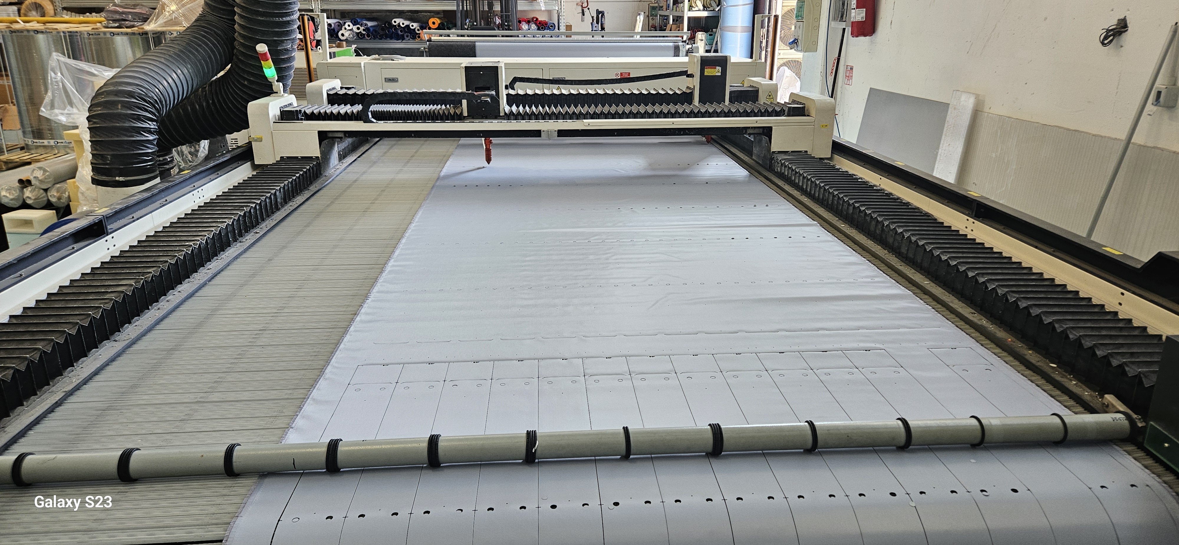Macchina laser CO2 per tessuto, TNT, pelle e similari in vendita - foto 5