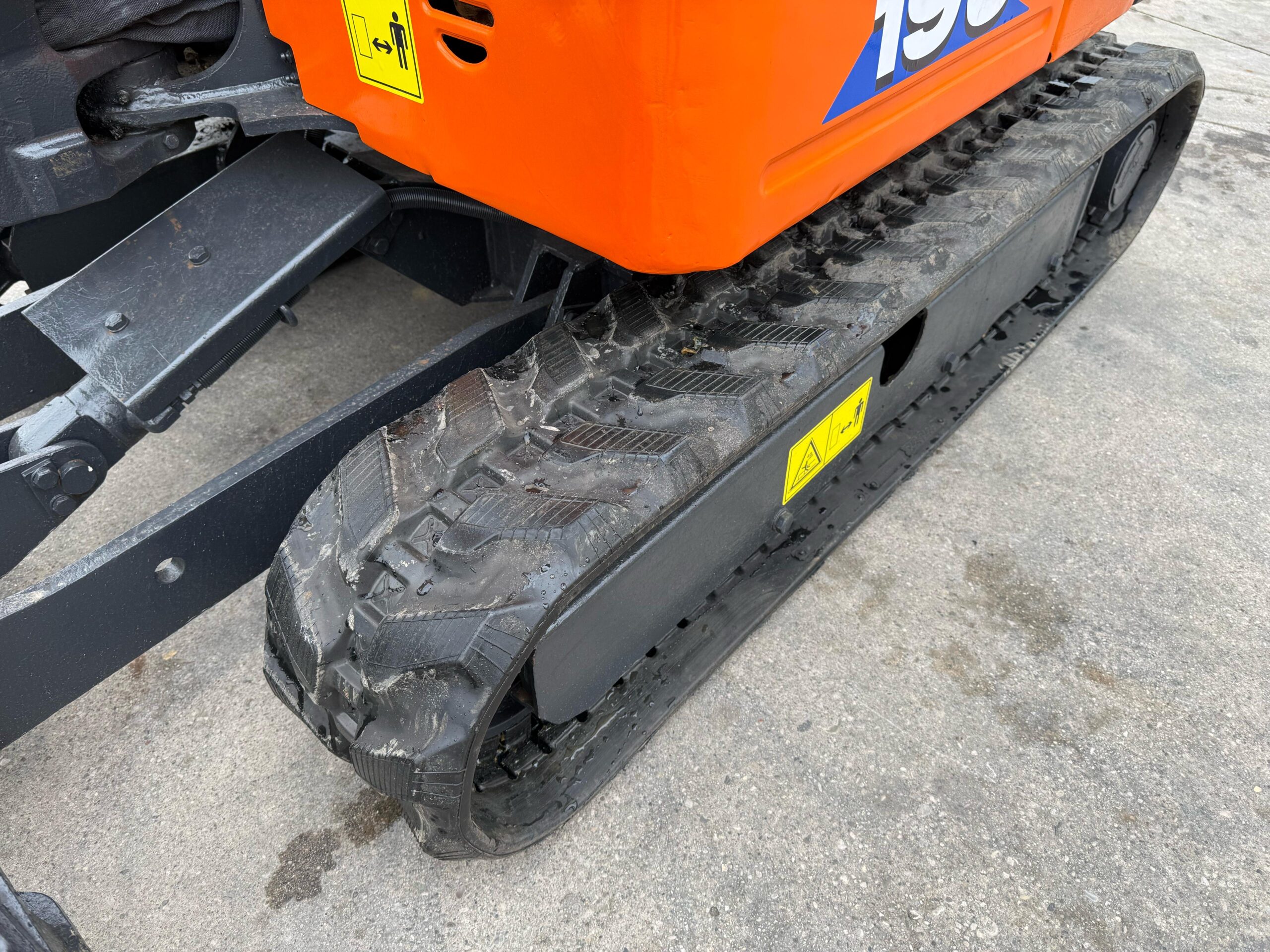 Miniescavatore HITACHI ZX19U-2  in vendita - foto 5