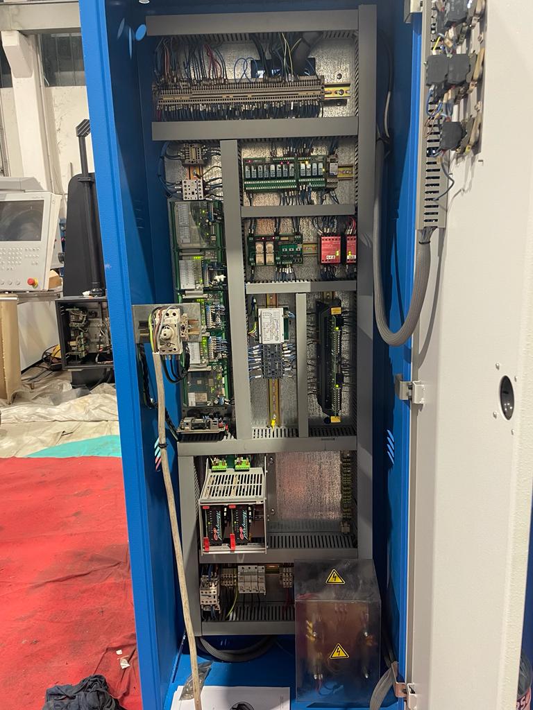 Piegatrice usata MECOS SYNCRO 30-1250 cnc 4 assi in vendita - foto 4