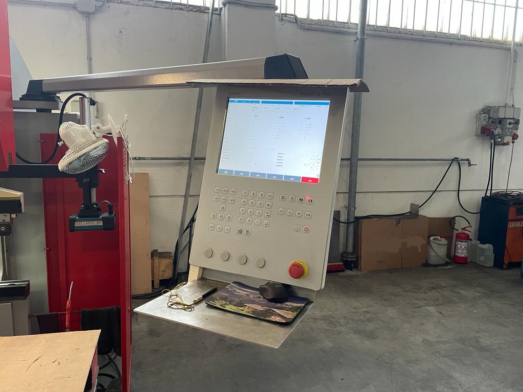 Piegatrice usata Beyeler PR6 60-2000 cnc 6 assi in vendita - foto 5