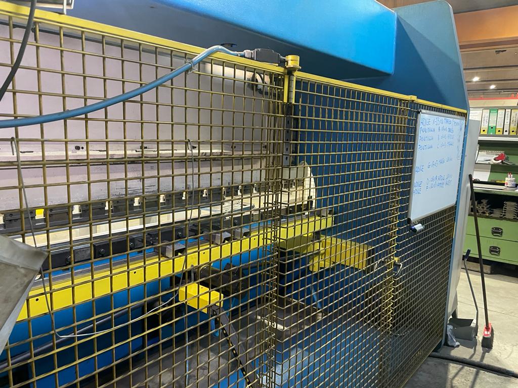Piegatrice usata GASPARINI PSG 160-4000 cnc 4 assi in vendita - foto 3