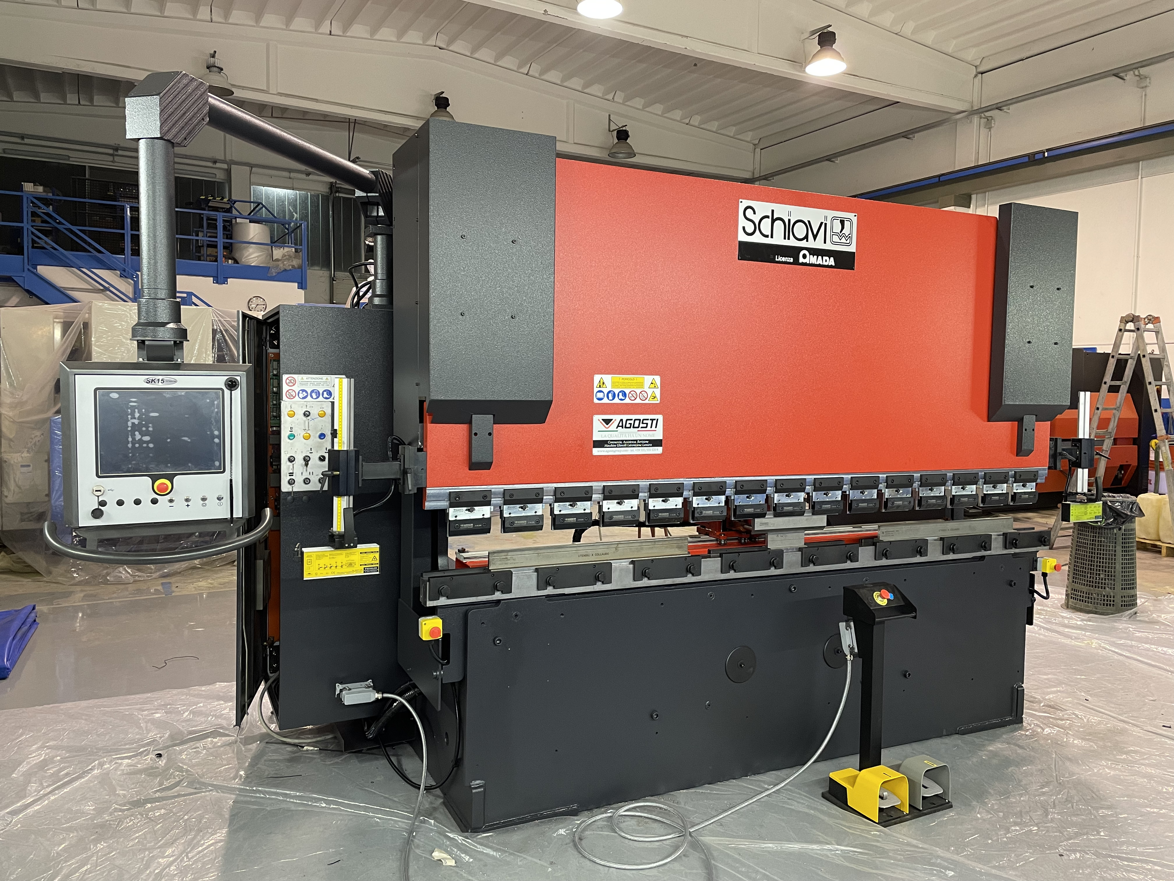 PIEGATRICE USATA SCHIAVI HFB 100-30 CNC 8 ASSI  in vendita - foto 1