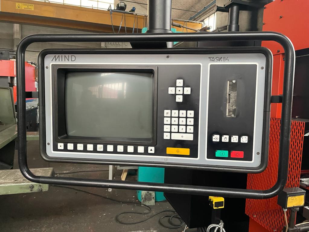 Piegatrice usata Schiavi HFB 170-3000 cnc 8 assi in vendita - foto 2
