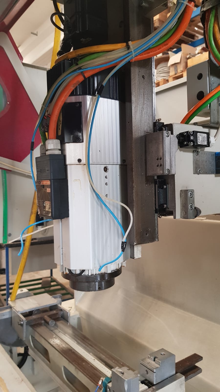 Centro di lavoro 4 assi per Alluminio e PVC in vendita - foto 4