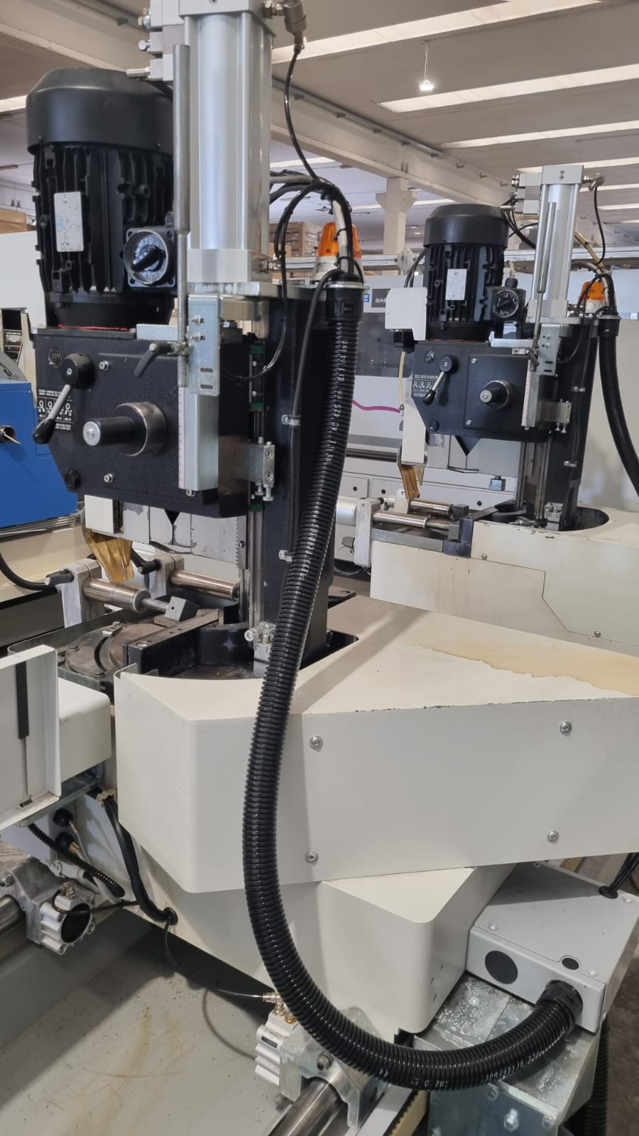 Troncatrice doppia testa FOM Steel 35 B in vendita - foto 7