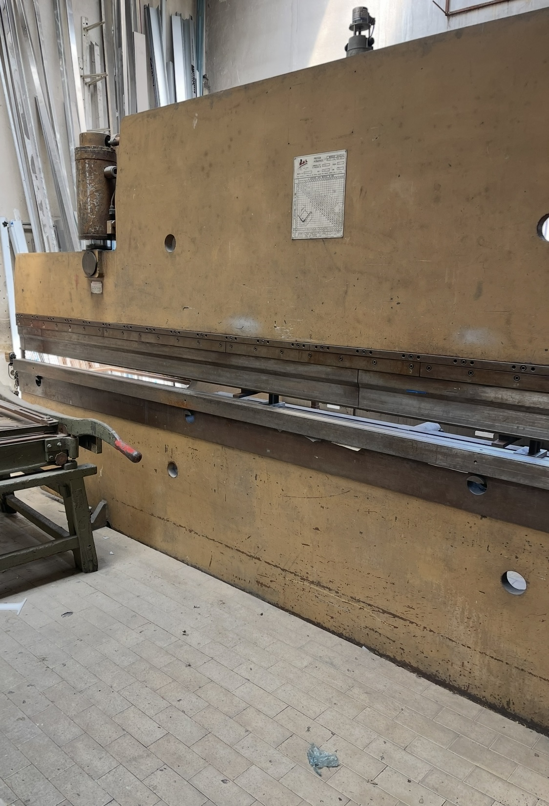 PRESSA PIEGATRICE IDRAULICA in vendita - foto 8