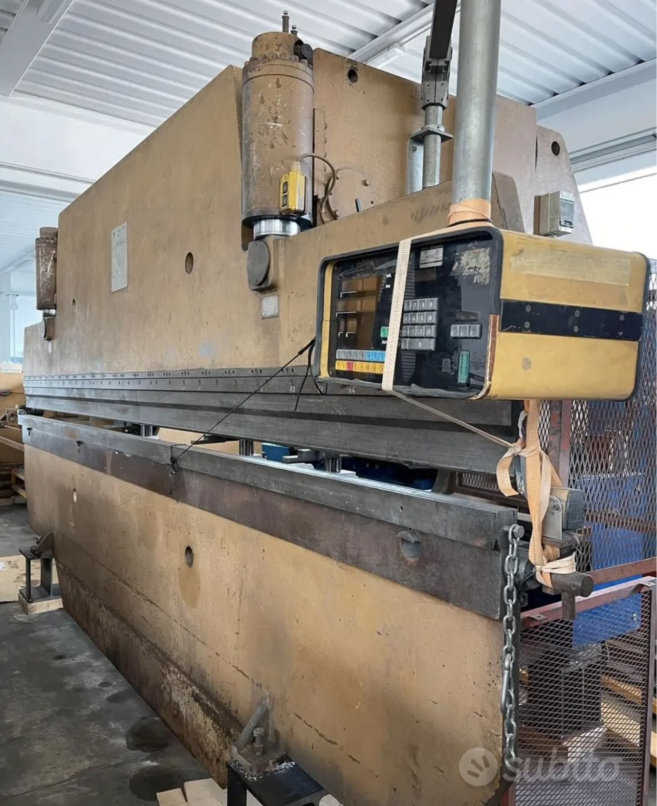 PRESSA PIEGATRICE IDRAULICA in vendita - foto 3