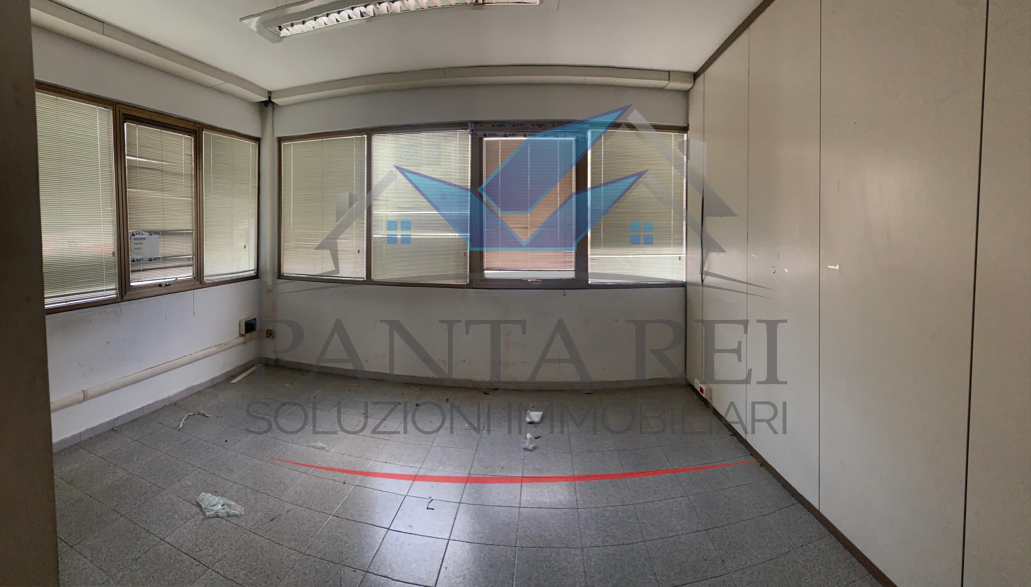Vendita Capannone  Pomezia (RM) in vendita - foto 4