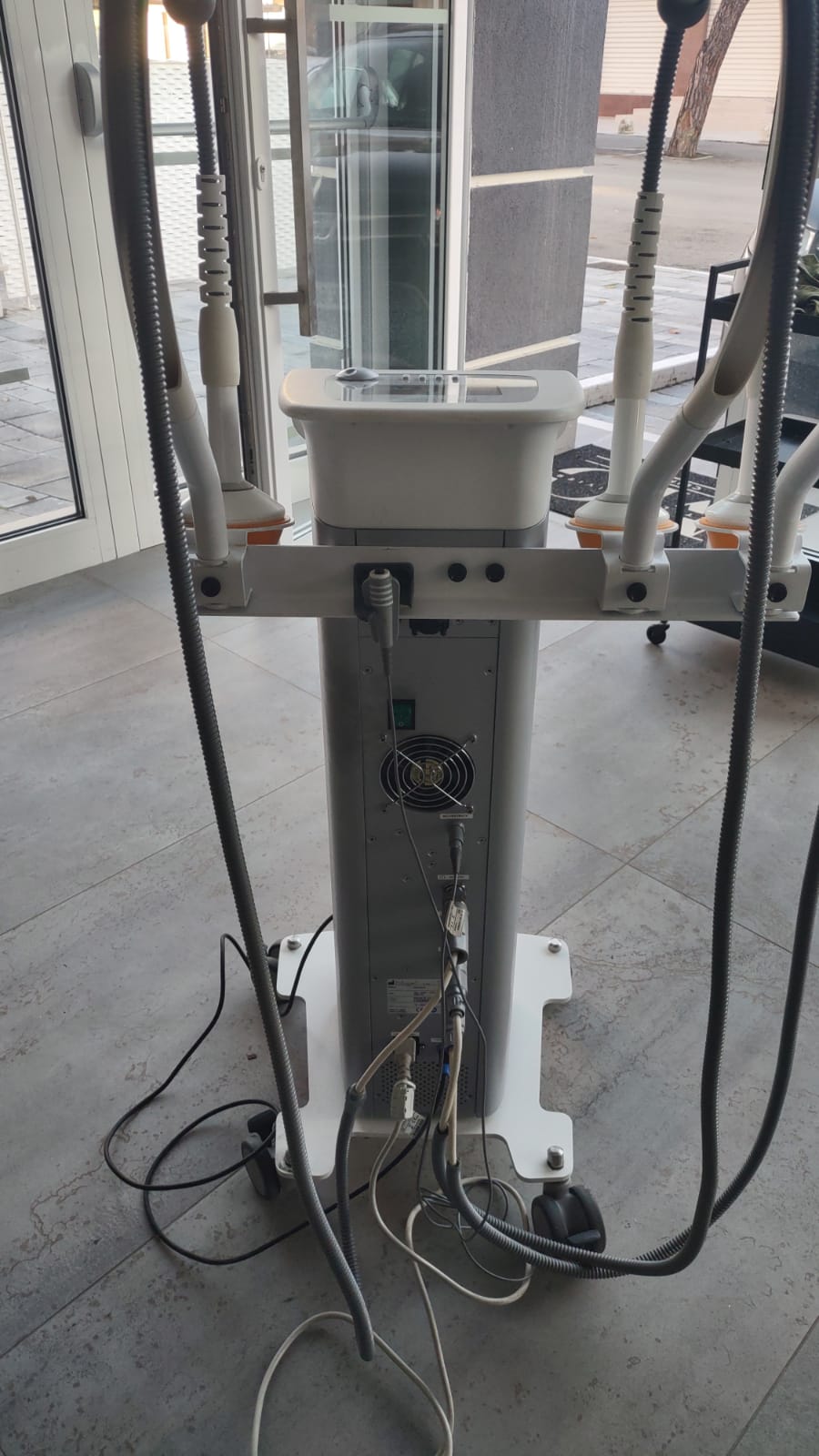 Macchinario estetico professionale in vendita - foto 2