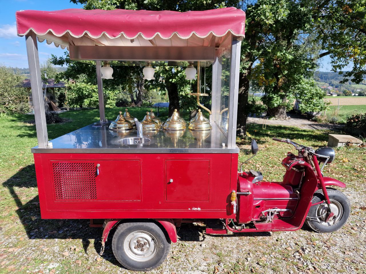 Ercolino Moto Guzzi Gelato Ice Cream Cart in vendita - foto 1