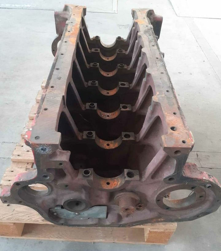 Monoblocco deutz sei cilindri 912 in vendita - foto 5