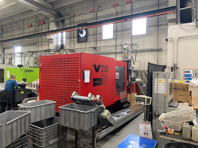 PRESSA A INIEZIONE NEGRI BOSSI V 210-820 in vendita - foto 1