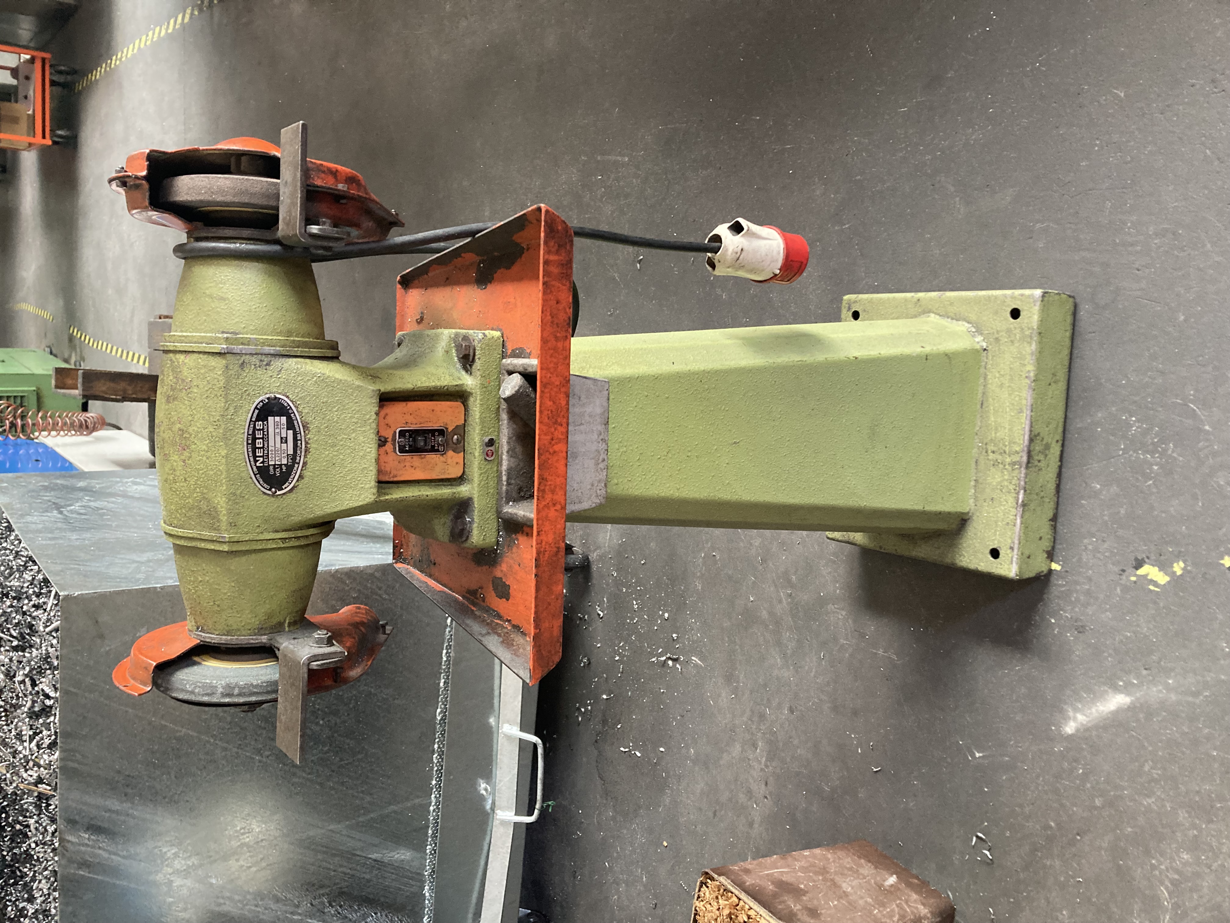 Levigatura metalli in vendita