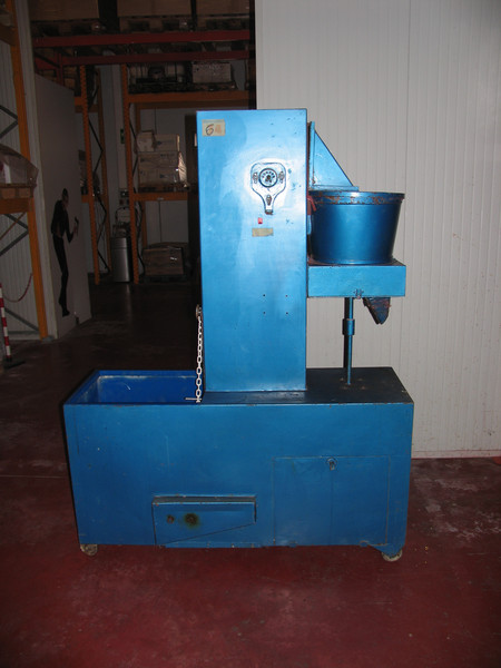 DOSATORE miscelatore a tazze in vendita - foto 3