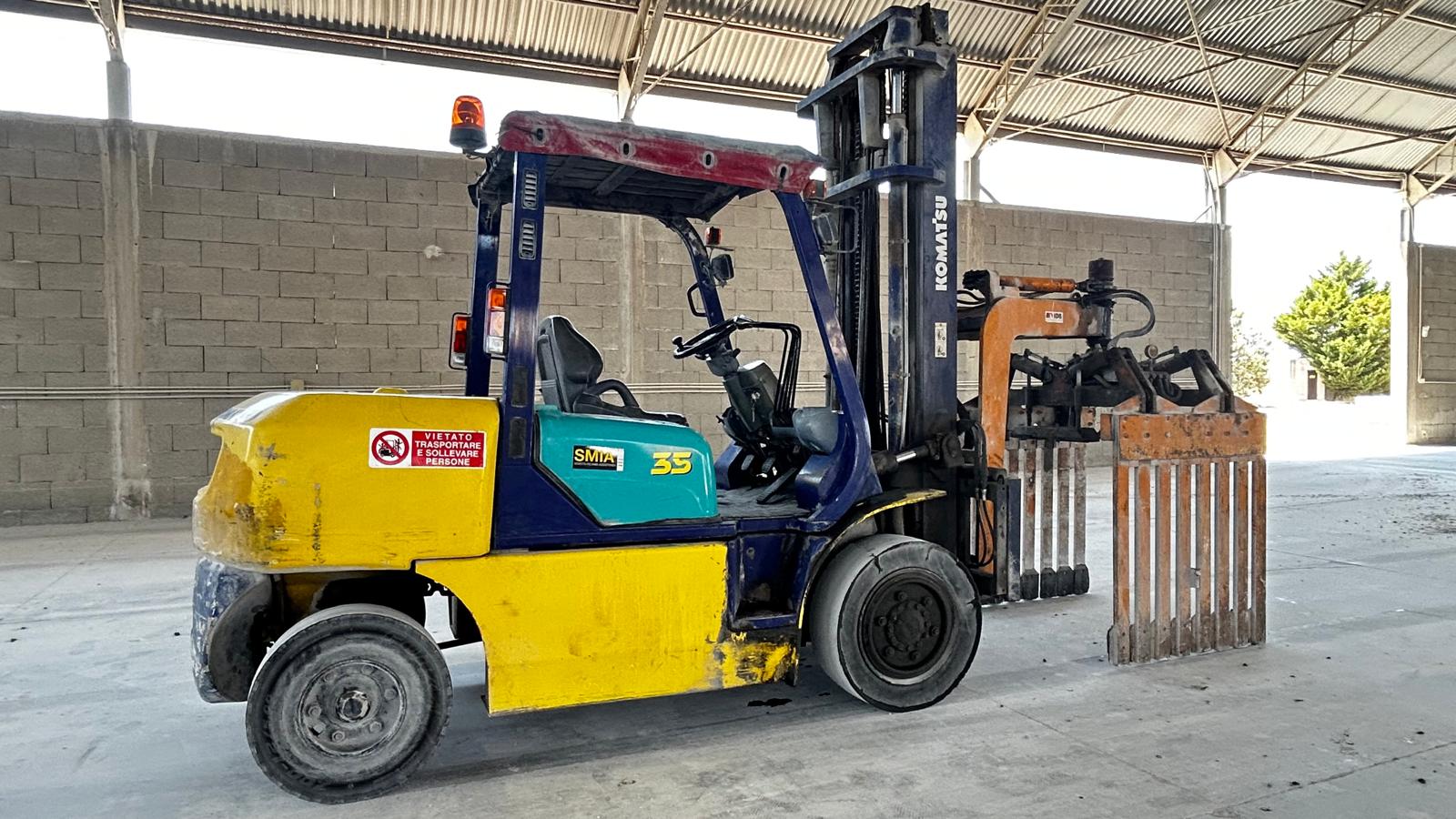 Carrelli elevatori in vendita
