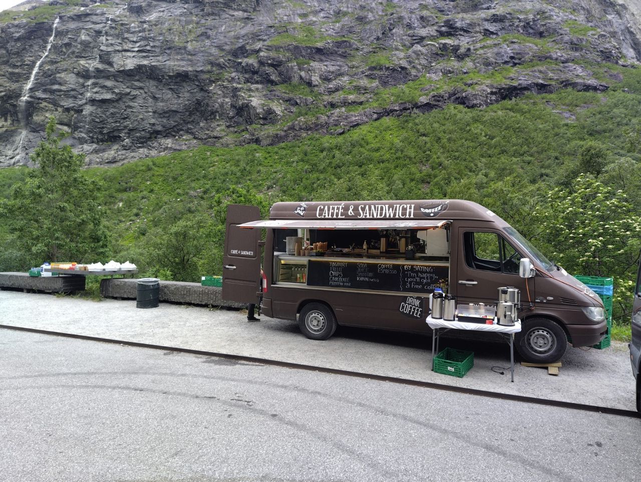 Truck food Mercedes-Benz Sprinter in vendita - foto 4