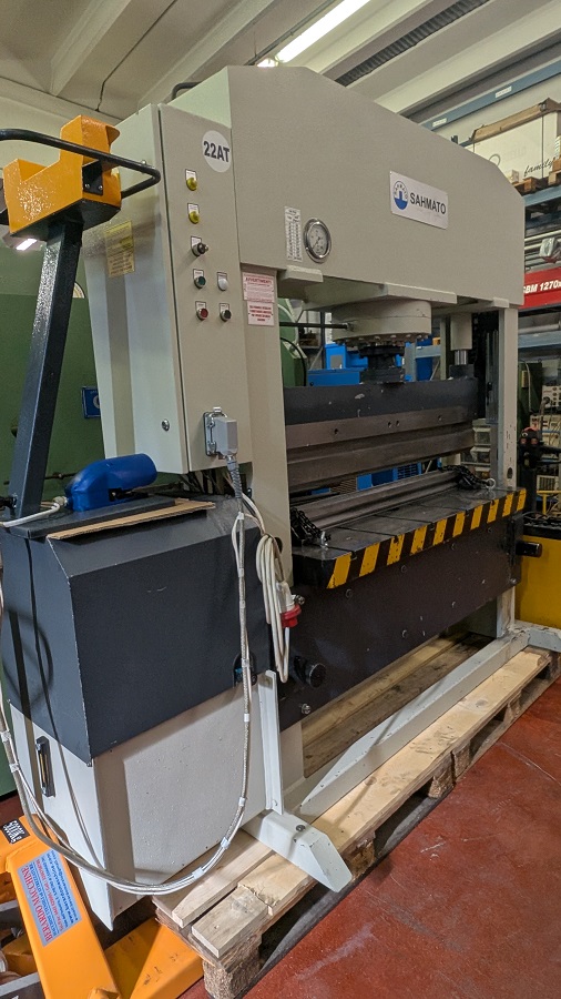 PRESSA IDRAULICA PIEGATRICE in vendita - foto 2