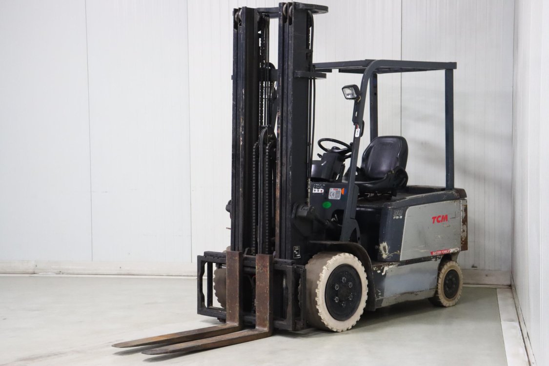 CARRELLO ELEVATORE ELETTRICO in vendita - foto 2