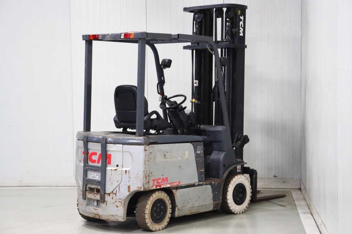 CARRELLO ELEVATORE ELETTRICO  in vendita - foto 4