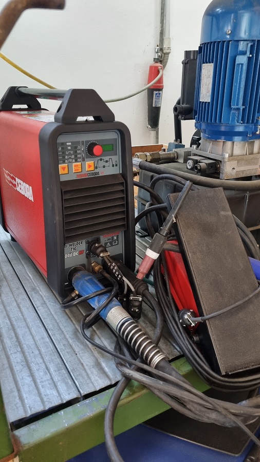 SALDATRICE A TIG in vendita - foto 1