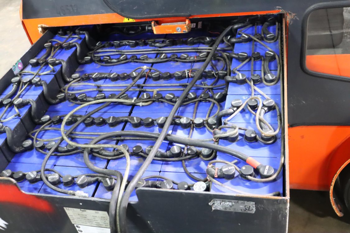 CARRELLO ELEVATORE ELETTRICO in vendita - foto 5