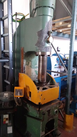 Presse meccaniche in vendita