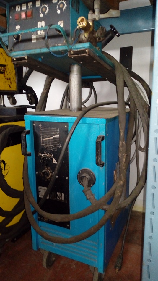 Attrezzatura meccanica in vendita