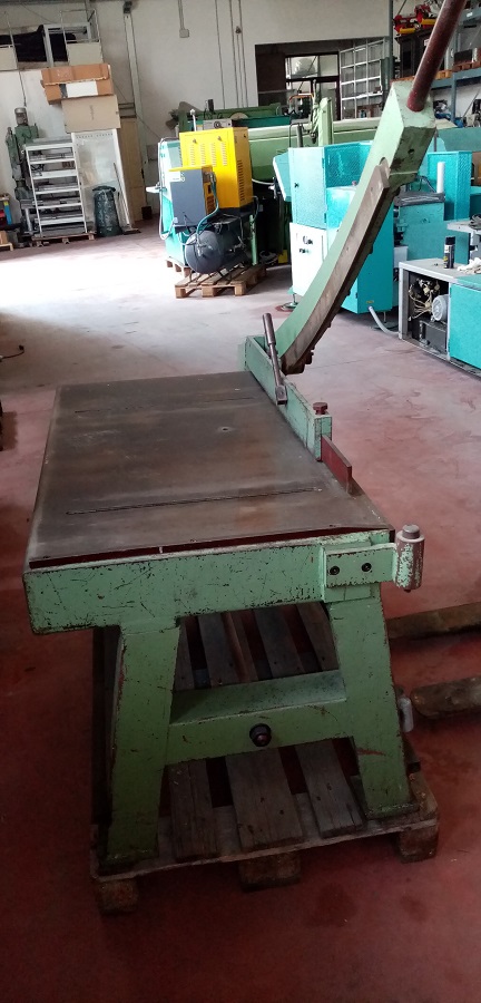 Cesoie a ghigliottina in vendita