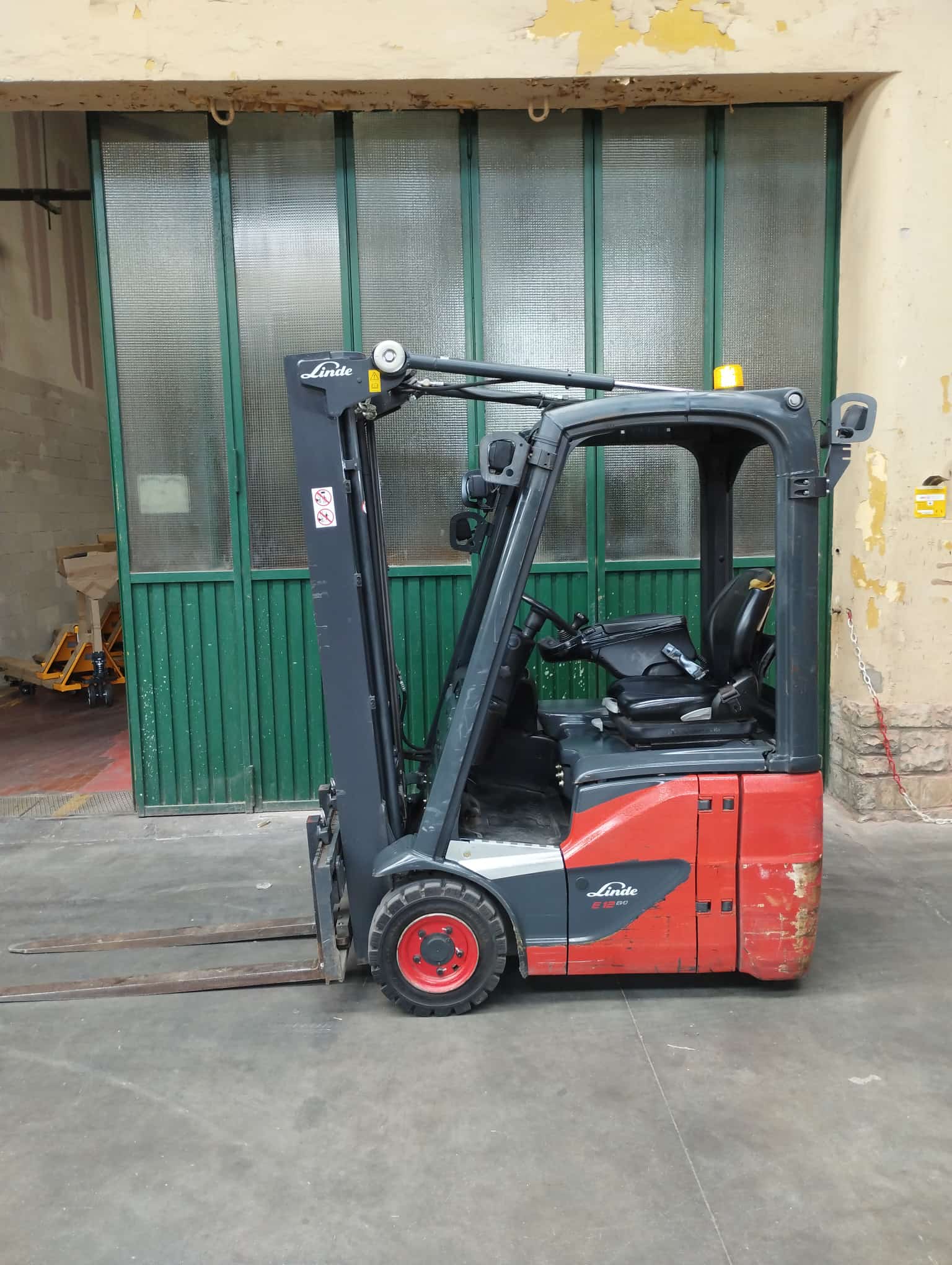 CARRELLO ELEVATORE in vendita - foto 2