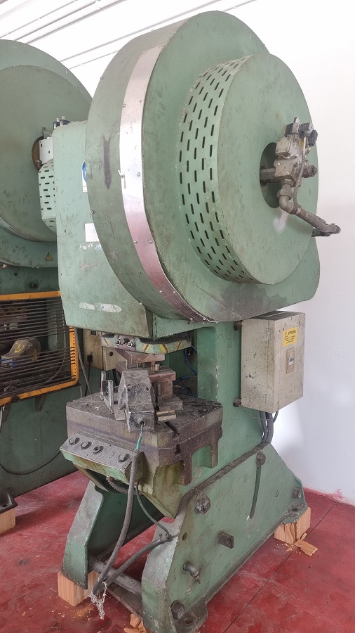 PRESSA ECCENTRICA in vendita - foto 1