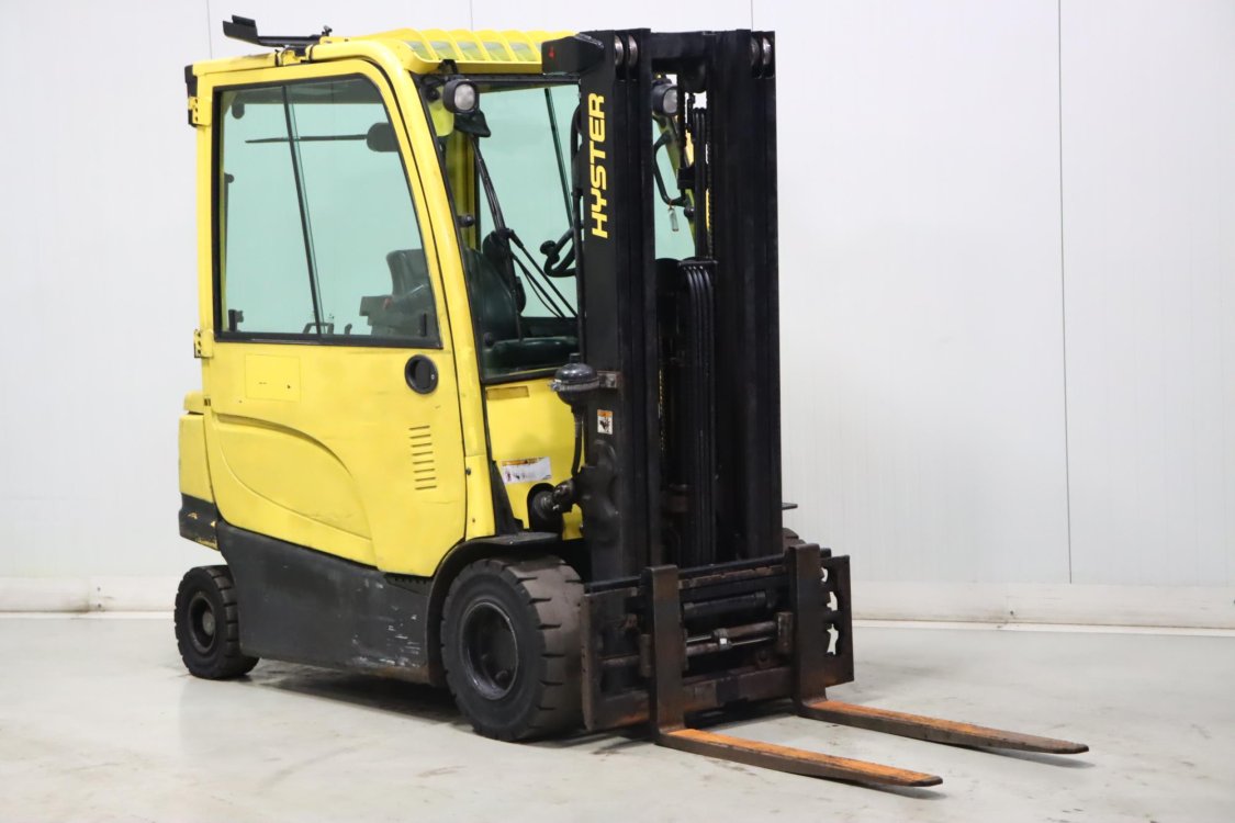 CARRELLO ELEVATORE ELETTRICO in vendita - foto 1
