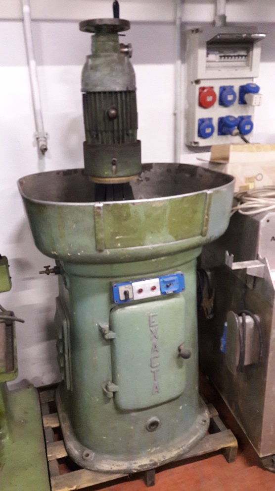 Attrezzatura meccanica in vendita